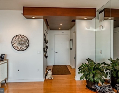 2101 Market Street - Photo Thumbnail 6