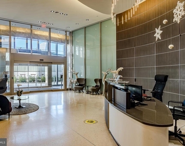 2101 Market Street - Photo Thumbnail 3