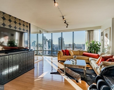 2101 Market Street - Photo Thumbnail 7