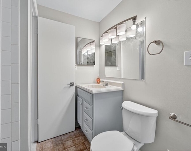 1532 Potomac Heights Drive - Photo Thumbnail 12