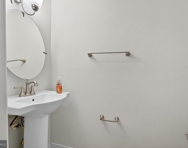 1532 Potomac Heights Drive - Photo Thumbnail 13