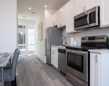 818 Bladensburg Road Ne - Photo Thumbnail 10