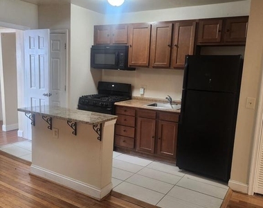 1601 E Street Ne - Photo Thumbnail 4