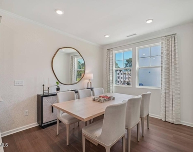 3101 White Blossom Court - Photo Thumbnail 6