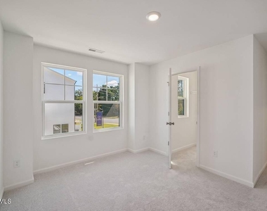 3101 White Blossom Court - Photo Thumbnail 15