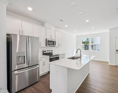 3101 White Blossom Court - Photo Thumbnail 5
