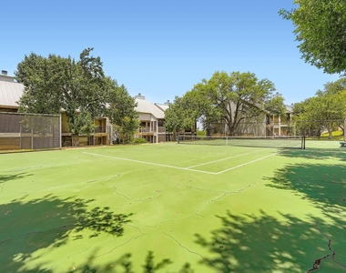 204 World Of Tennis Sq - Photo Thumbnail 22