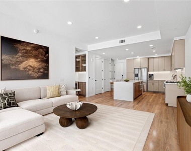 1081 Juniper Street Ne - Photo Thumbnail 15