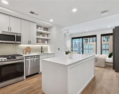 1081 Juniper Street Ne - Photo Thumbnail 11