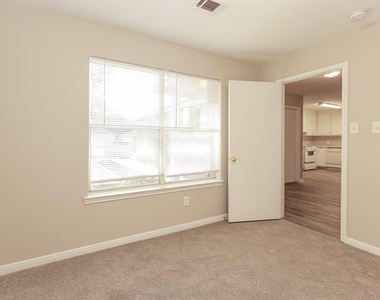 16360 Hidden River Court - Photo Thumbnail 5