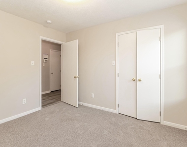 16360 Hidden River Court - Photo Thumbnail 12