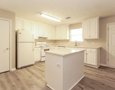 16360 Hidden River Court - Photo Thumbnail 6