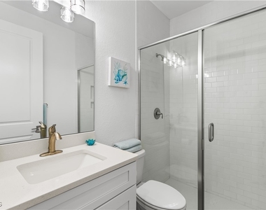 13460 Causeway Palms Cove - Photo Thumbnail 20