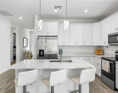 13460 Causeway Palms Cove - Photo Thumbnail 7