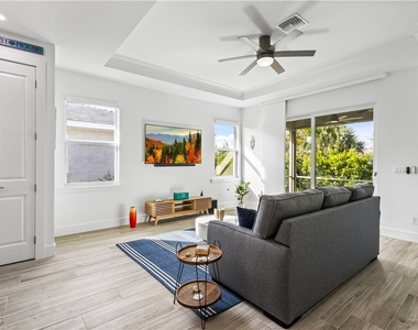 13460 Causeway Palms Cove - Photo Thumbnail 11