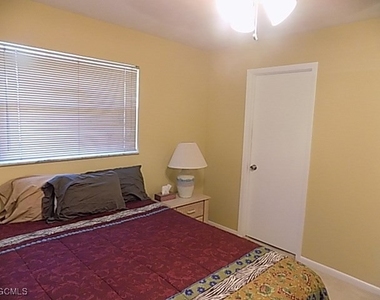 3614 Se 16th Place - Photo Thumbnail 24