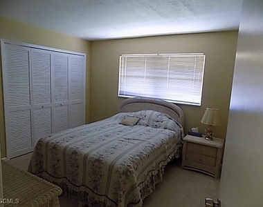 3614 Se 16th Place - Photo Thumbnail 21