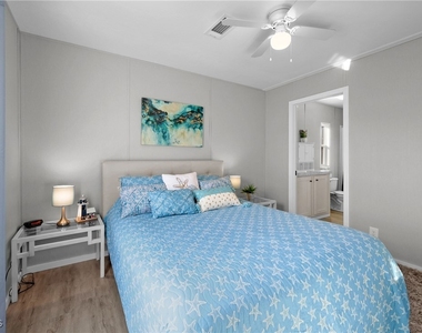1747 Beverly Drive - Photo Thumbnail 20