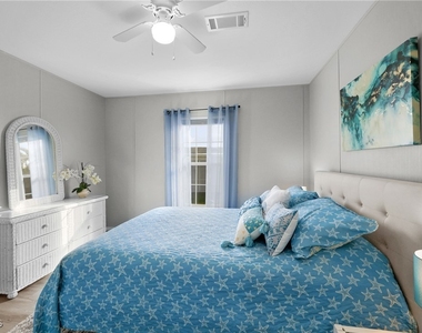 1747 Beverly Drive - Photo Thumbnail 21