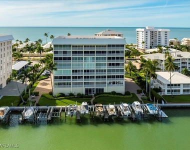 2750 Gulf Shore Boulevard N - Photo Thumbnail 43