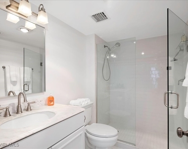 2750 Gulf Shore Boulevard N - Photo Thumbnail 20
