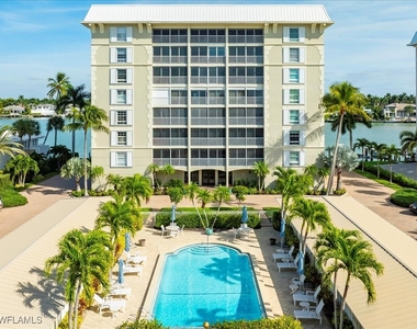 2750 Gulf Shore Boulevard N - Photo Thumbnail 36