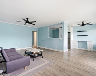 473 12th Avenue S - Photo Thumbnail 4