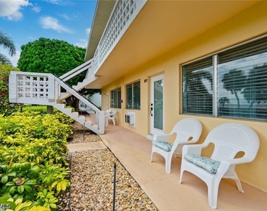 473 12th Avenue S - Photo Thumbnail 2