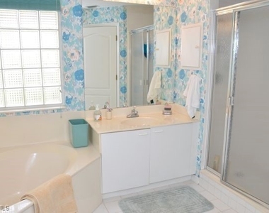 7040 Pelican Bay Boulevard - Photo Thumbnail 17