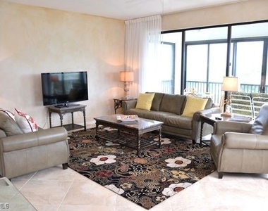 7040 Pelican Bay Boulevard - Photo Thumbnail 2