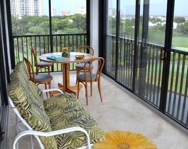7040 Pelican Bay Boulevard - Photo Thumbnail 12