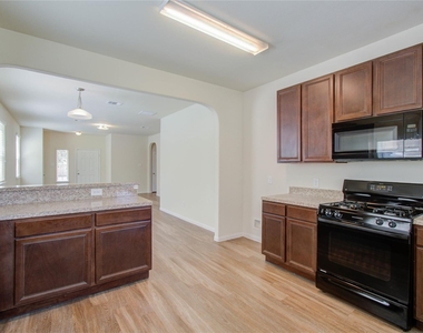 10410 Solitude Way - Photo Thumbnail 12