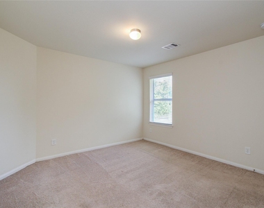 10410 Solitude Way - Photo Thumbnail 38