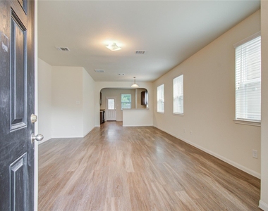 10410 Solitude Way - Photo Thumbnail 2