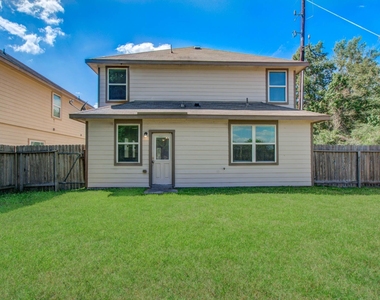 10410 Solitude Way - Photo Thumbnail 42
