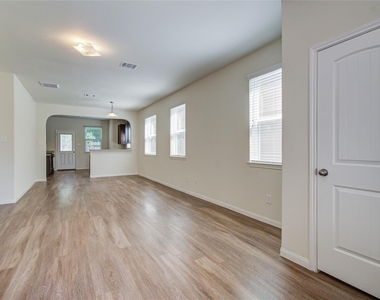 10410 Solitude Way - Photo Thumbnail 3