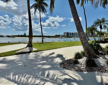 60 Pelican Street W - Photo Thumbnail 18