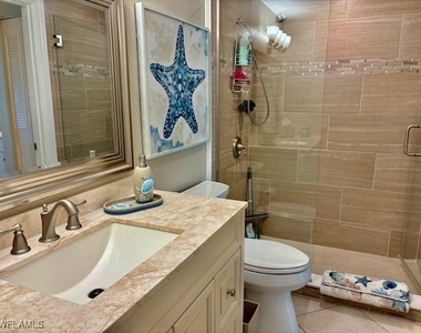 60 Pelican Street W - Photo Thumbnail 15
