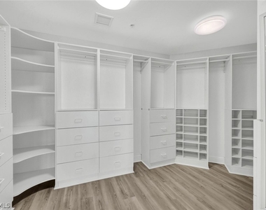 275 Indies Way - Photo Thumbnail 14