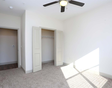 4604 Cypresswood Drive - Photo Thumbnail 19