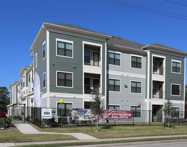 4604 Cypresswood Drive - Photo Thumbnail 25