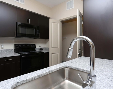 4604 Cypresswood Drive - Photo Thumbnail 18