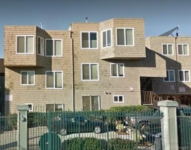 1227 Hampshire St - Photo Thumbnail 5