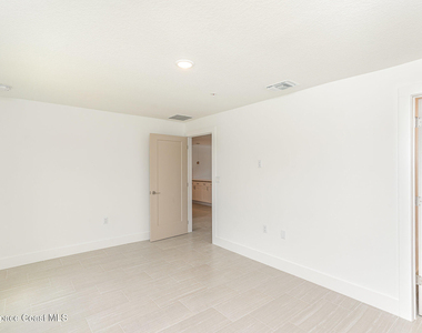 1625 Par Street Ne - Photo Thumbnail 20
