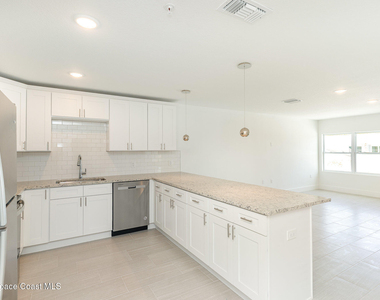 1625 Par Street Ne - Photo Thumbnail 8
