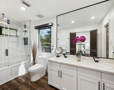 64 N Timber Top Drive - Photo Thumbnail 21