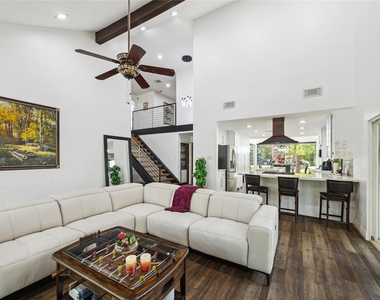 64 N Timber Top Drive - Photo Thumbnail 16