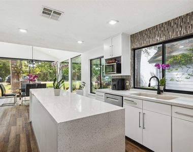 64 N Timber Top Drive - Photo Thumbnail 9