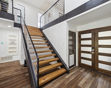 64 N Timber Top Drive - Photo Thumbnail 3