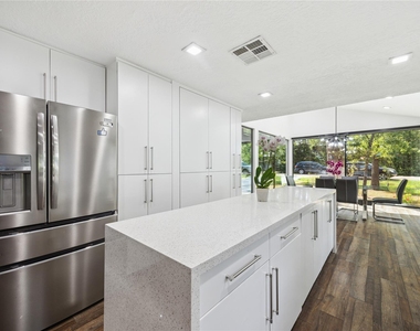 64 N Timber Top Drive - Photo Thumbnail 10
